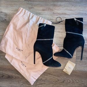 ALAÏA Black Suede Zip-up Boots Size 40.5/10.5 seen on Paris Hilton & Posh Spice